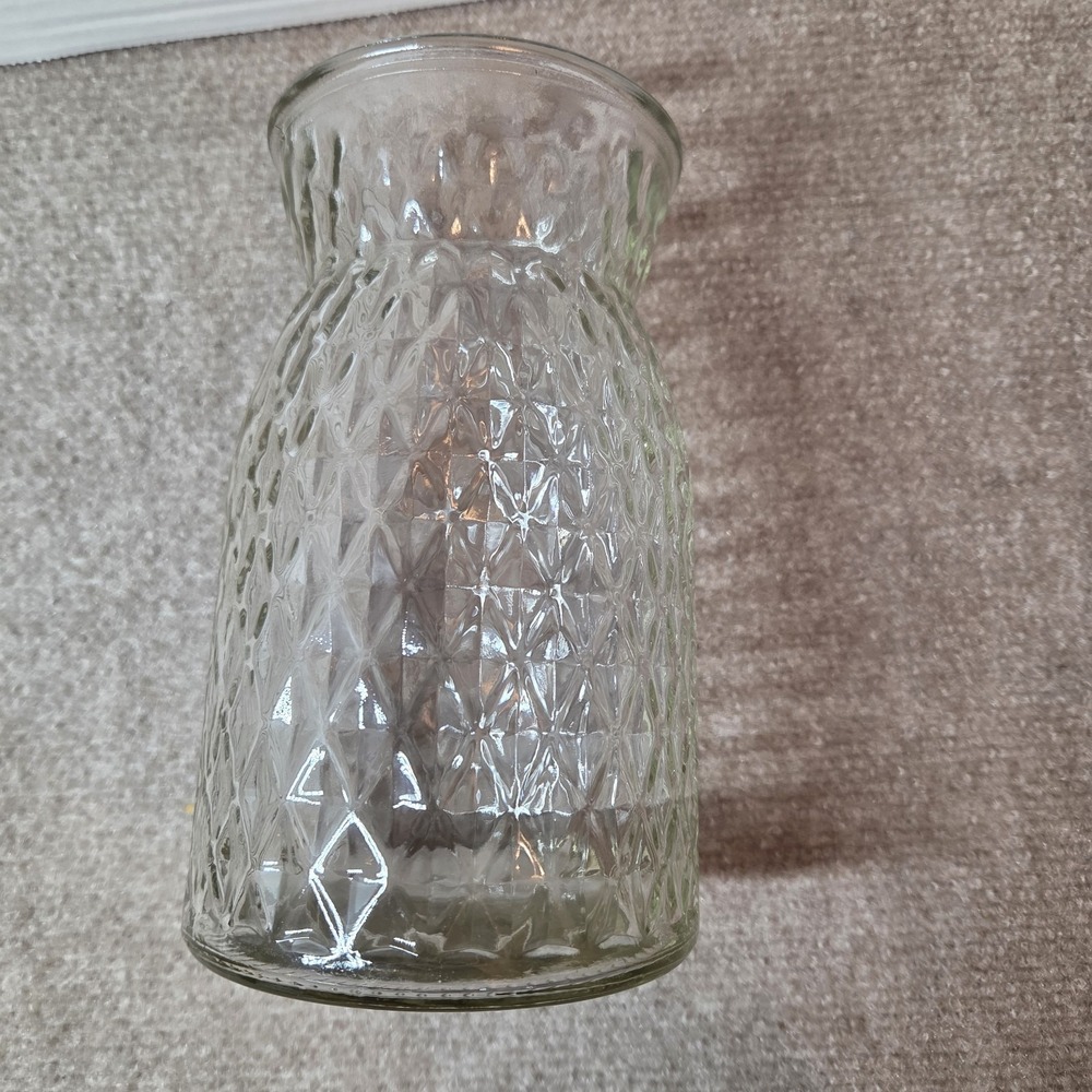 Decorative Clear Cut Glass Fresh Flower Vase Diamond Texture 7.25" Tall decor